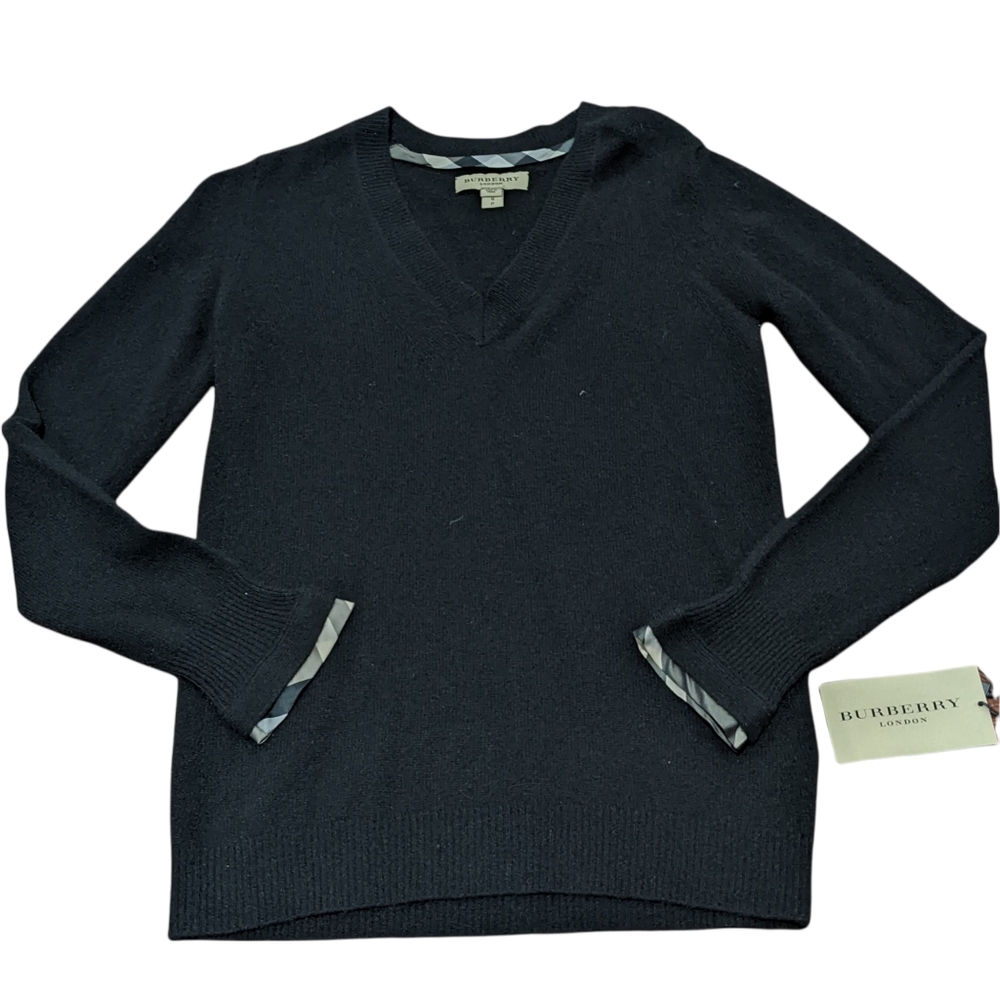 Burberry London 100% cashmere v-neck sweater
